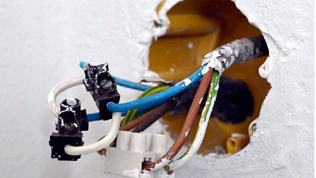 Formas correctas e incorrectas al realizar las conexiones de los cables  eléctricos. - FARADAYOS